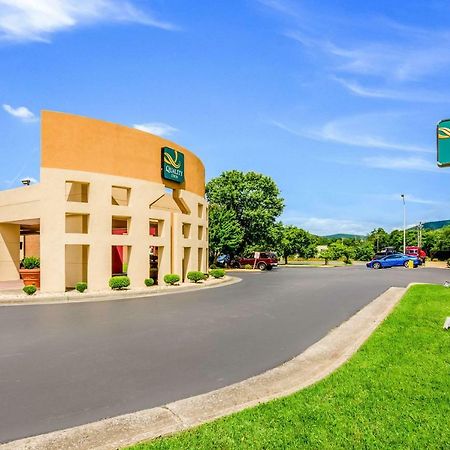 Quality Inn Roanoke Airport Екстер'єр фото