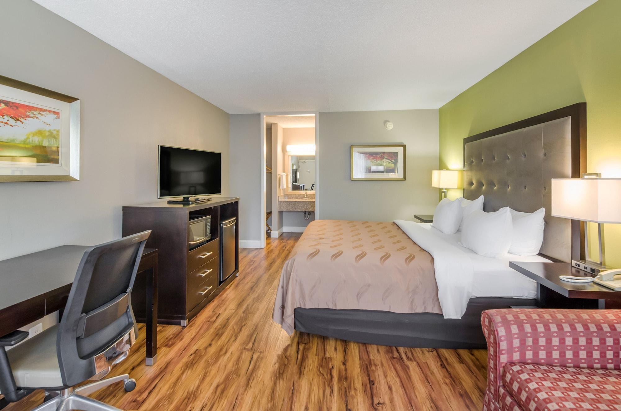 Quality Inn Roanoke Airport Екстер'єр фото