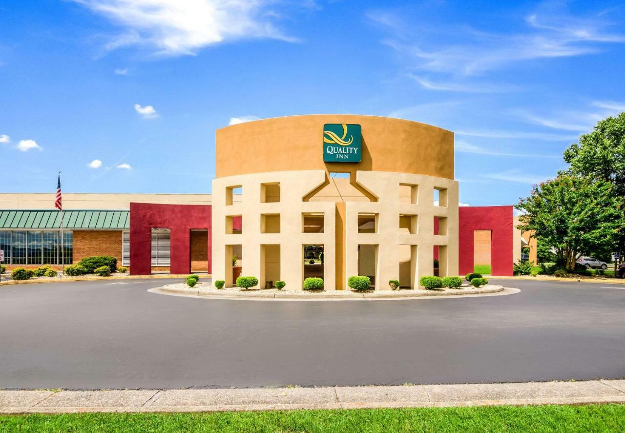 Quality Inn Roanoke Airport Екстер'єр фото