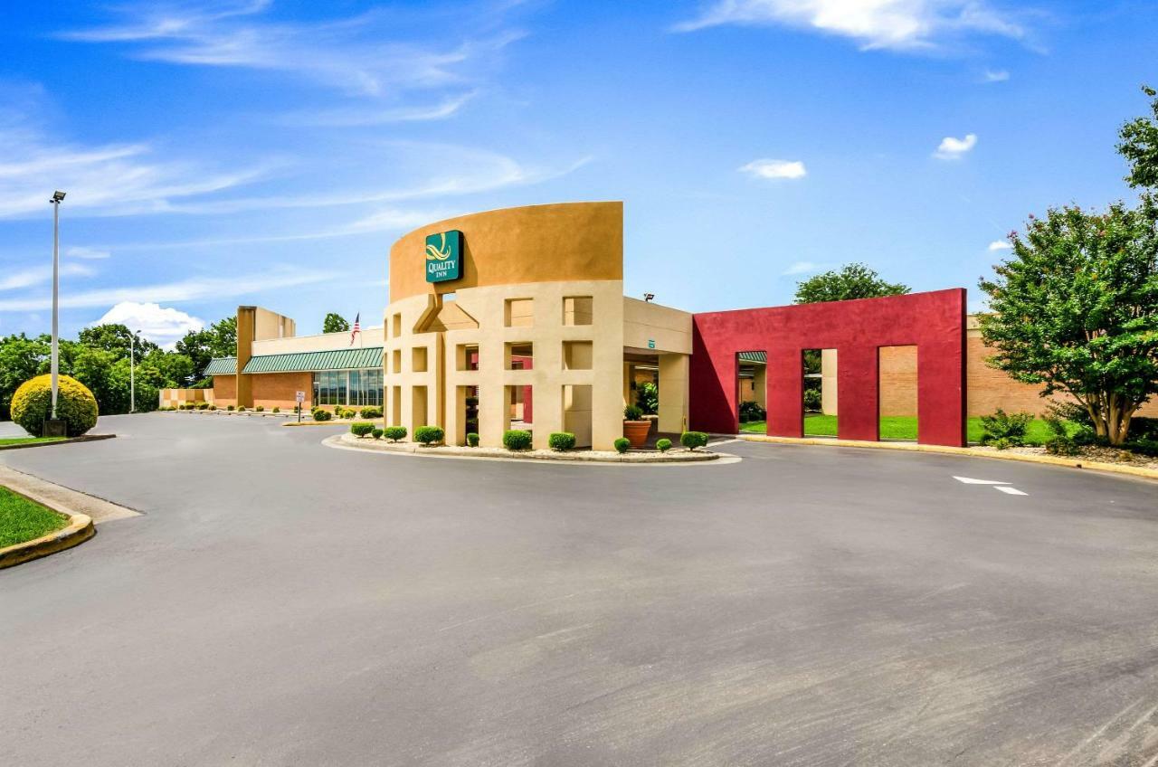 Quality Inn Roanoke Airport Екстер'єр фото