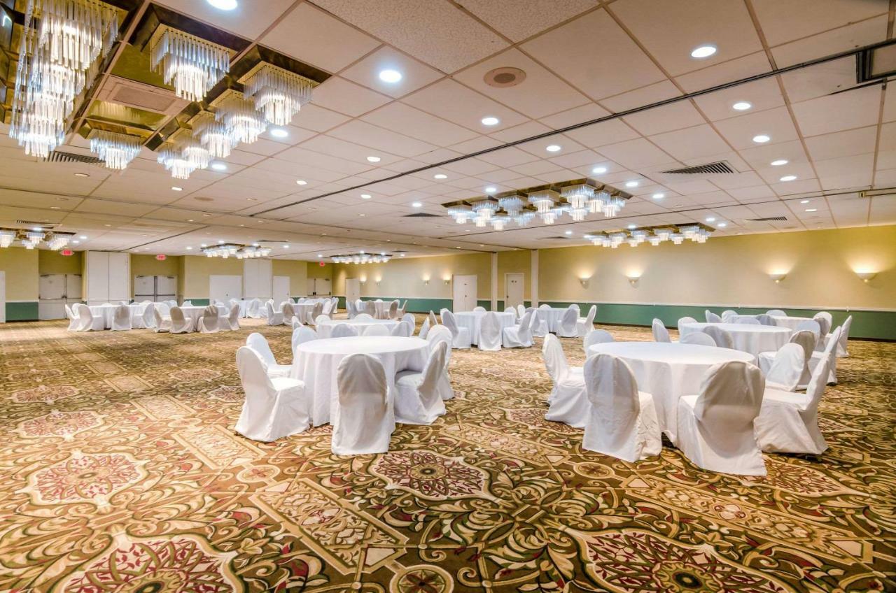 Quality Inn Roanoke Airport Екстер'єр фото