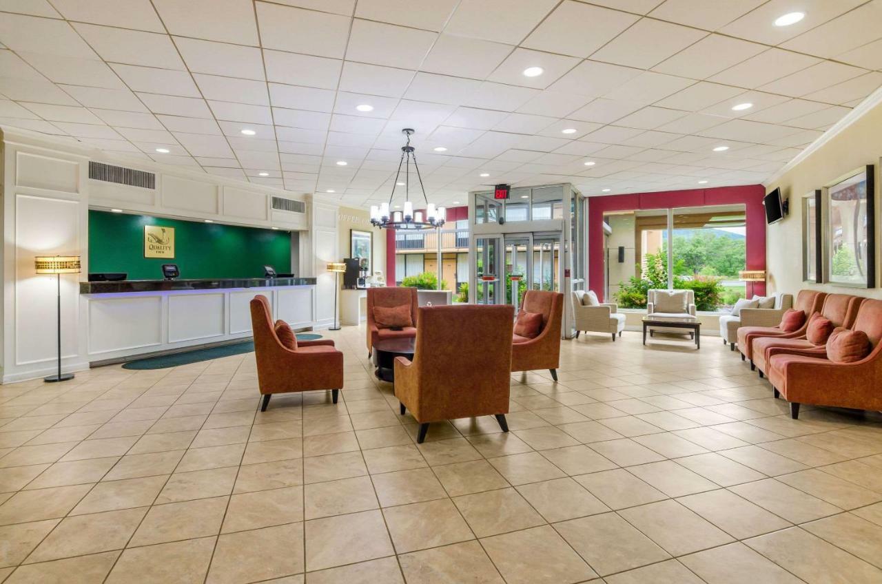 Quality Inn Roanoke Airport Екстер'єр фото